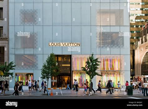 louis vuitton the fifth avenue|Louis Vuitton outlet ny.